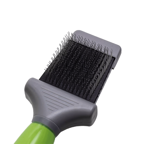 Flexibilná obojstranná kefa na pudlíky Moser szczotka-dwustronna-moser.png