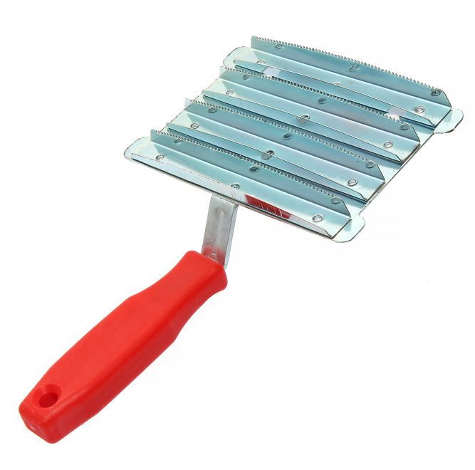 Kovový 8-radový stroj na kartáčovanie koní a hovädzieho dobytka