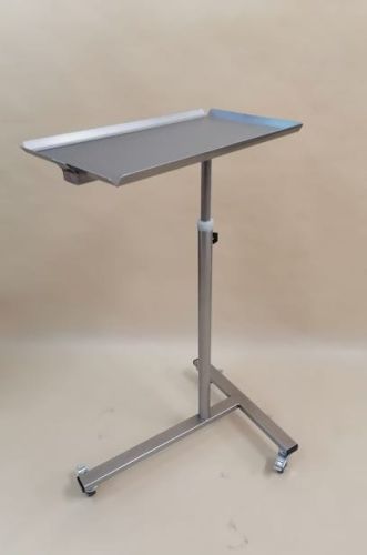 Stôl na náradie s manuálnym nastavením výšky wet.stolik-narzedziowy.jpg